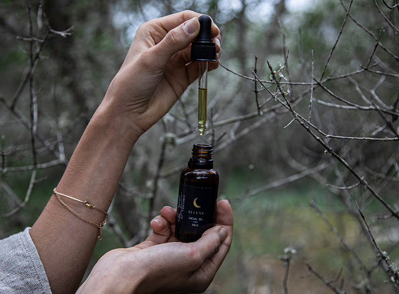 El Poder Emocional de la Fragancia: Conectando Mente, Cuerpo y Espíritu con Aromas Naturales