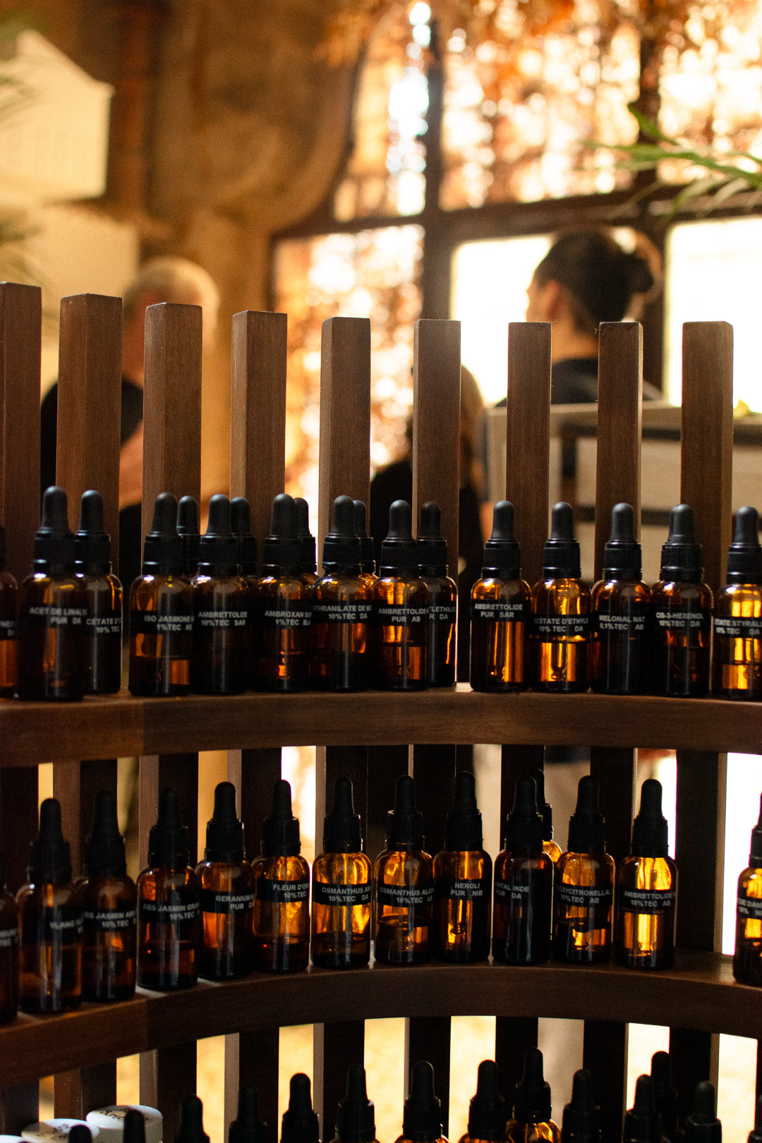 How to Create Your Custom Perfume with Viti Vinci